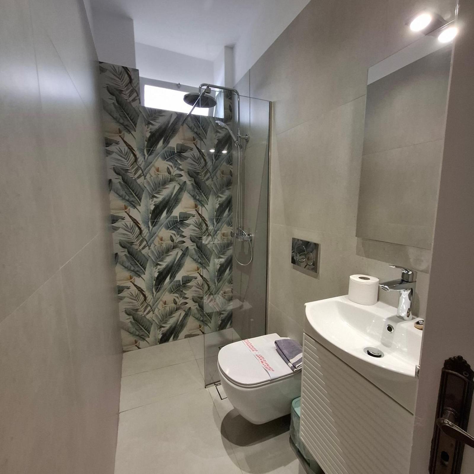 Aquarella-Stylish Veranda Apartment In Centre Of Pórosz Kültér fotó