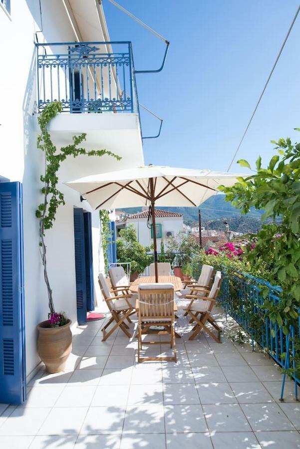 Aquarella-Stylish Veranda Apartment In Centre Of Pórosz Kültér fotó